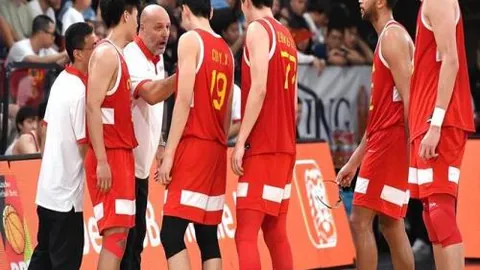 中國男足以鄉土之利奪亞冠寶座一時